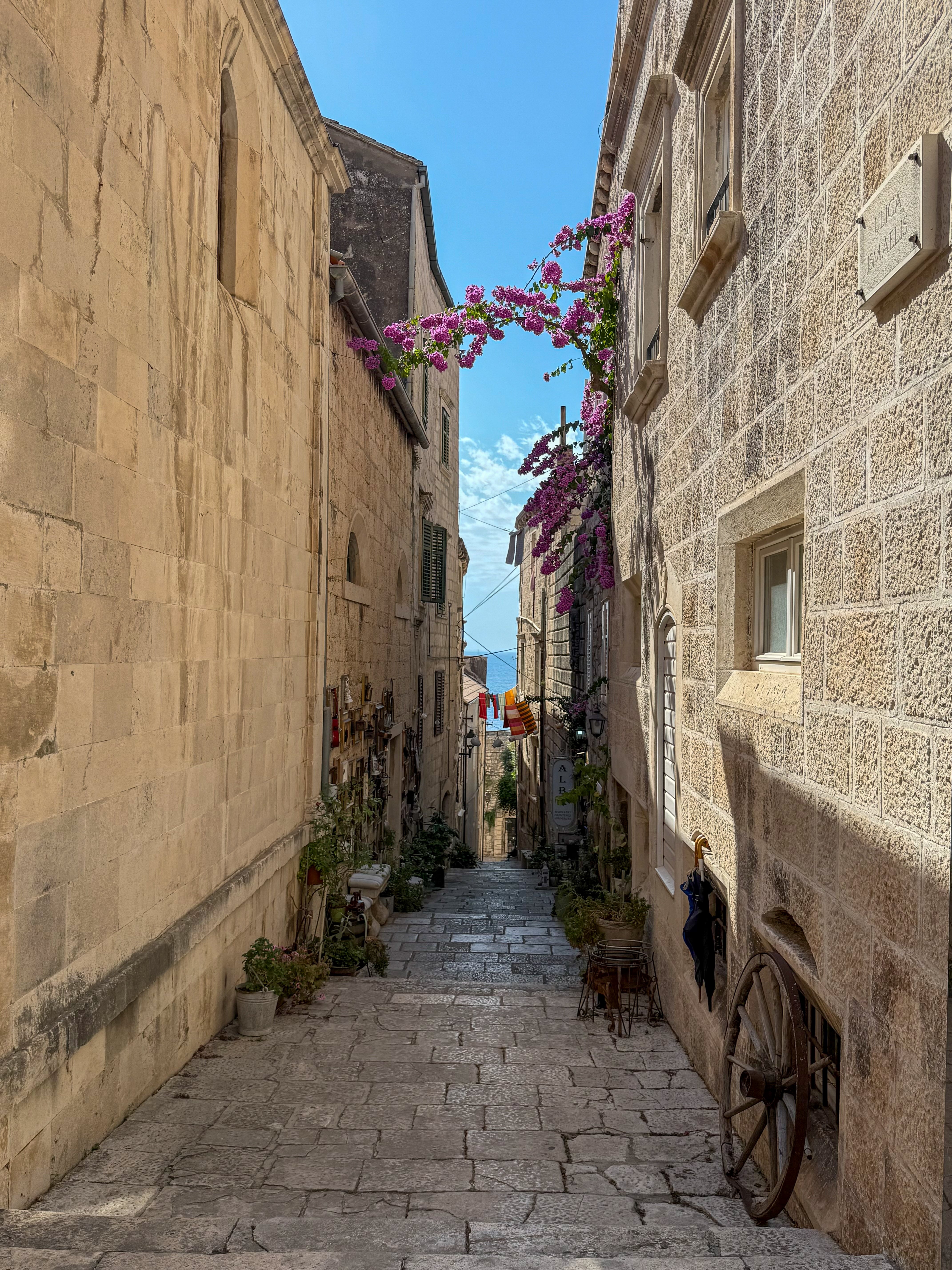 Alley in the old town of Korcula, Croatia – photographic wall art print